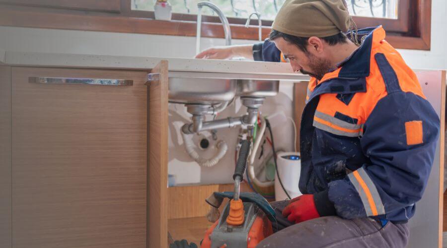 Professional expert plumbing services in Braman, OK